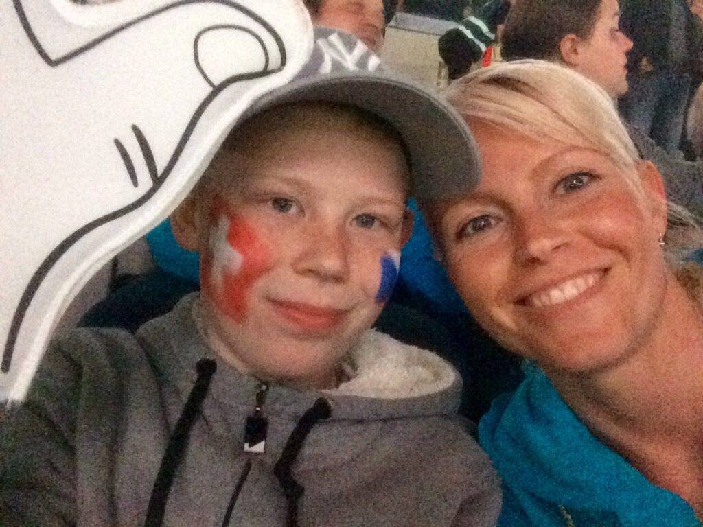 Petra QUICK - Lögnerska, Bedragerska,Tjuvkvinnan,  Manipulatör