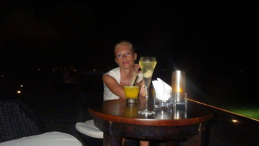 Petra Quick – lögnerska, bedragerska, tjuvkvinnan, manipulerande kvinna