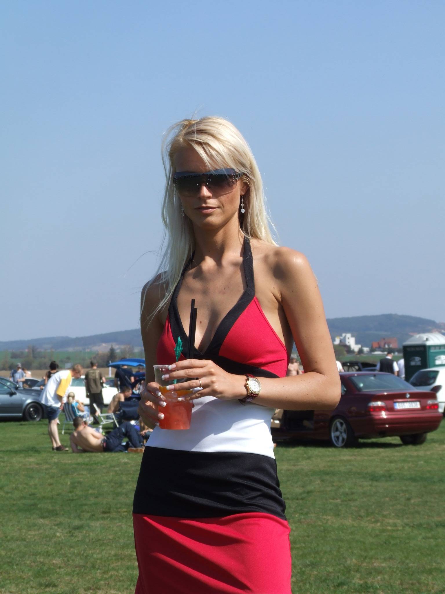 Petra Quick – lögnerska, bedragerska, tjuvkvinnan, manipulerande kvinna