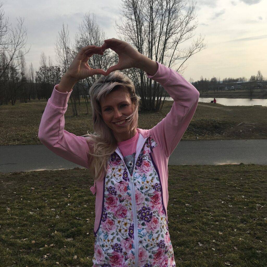 Petra Quick – lögnerska, bedragerska, tjuvkvinnan, manipulerande kvinna